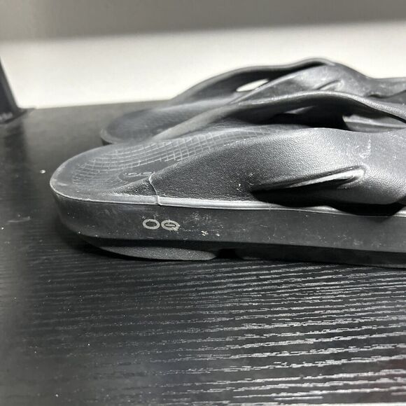 OOFOS OOriginal Mens Size 11 US Black Thong Sandals - Picture 2 of 12